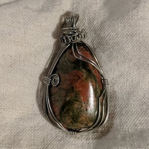 Handcrafted 🧿 Silver wire stone pendant